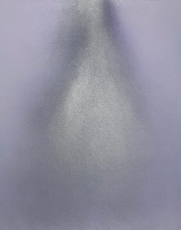 Berlin-based artist Albrecht Doering explores the emotional atmosphere of the urban landscape through abstraction. Rather than depicting the city directly, his paintings evoke its presence through sensation—capturing fleeting moments of light, silence, and movement.